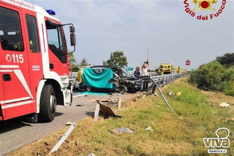 Trani Tragico Incidente Sull A14 Perde La Vita Un 36enne Tranese