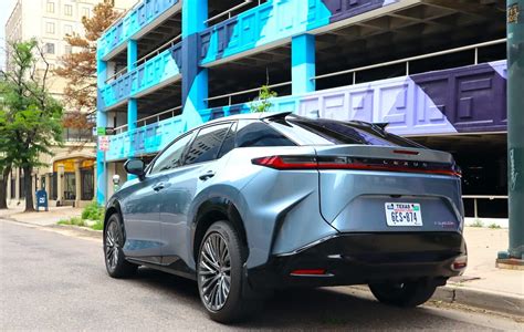 2023 Lexus Rz 450e Review A Luxury Ev Suv That’s Big On Style But Short On Range