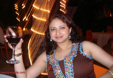 Hot Bengali Aunties Hot Galleries Women Celebrity