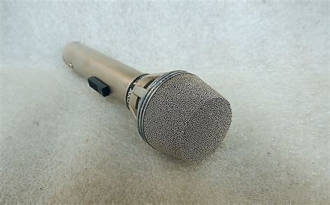 AKG D190CS Vintage Dynamic Cardioid Professional Instrument Reverb