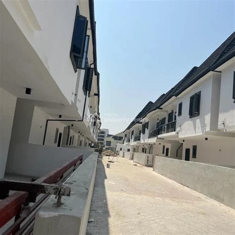 For Sale Water View Bedrooms Detached Duplex Osborne Foreshore