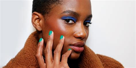 30 Best Fall Nail Polish Colors and Ideas for Your 2021 Manicures