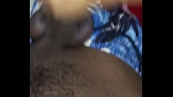 Invité a mi vecina a ver una película y tiene sexo oral XVIDEOS