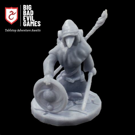 Kenku Rogue Miniature | Humanoid Bird Thief Hero with sword and shield ...