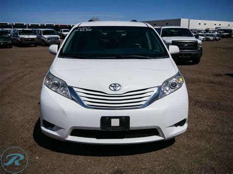 Toyota Sienna Le Fwd Passenger Van Roller Auctions