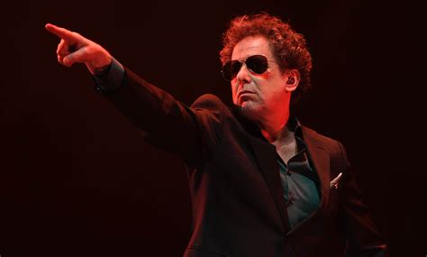 Andr S Calamaro Reedita Honestidad Brutal Con Canciones In Ditas