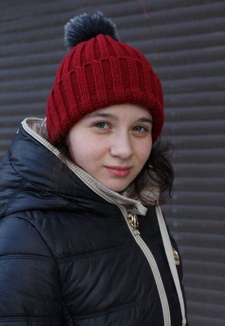 TASIA LOOMER Porn Pic