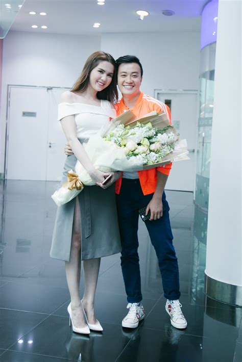 Ng C Trinh B M T N Ch C M Ng Hot Boy N I Lo N C A V Ng C Ng