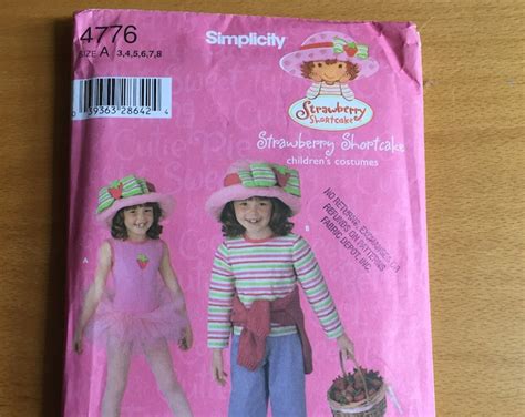 Simplicity 4776 Sewing Pattern Strawberry Shortcake Uncut Childrens