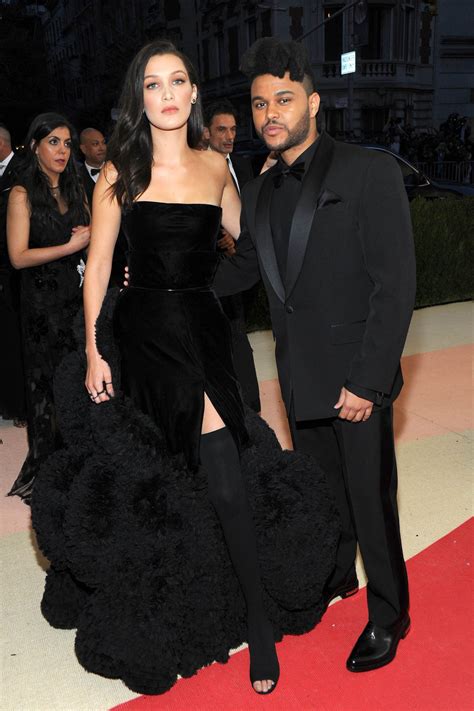 ¿Bella Hadid y The Weeknd vuelven? Su beso en Cannes apunta a que sí