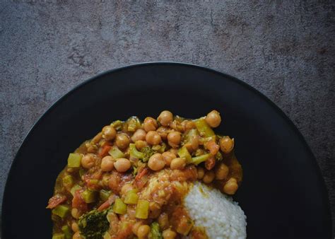 Canned Food Recipes: How to Use Canned Food in Cooking