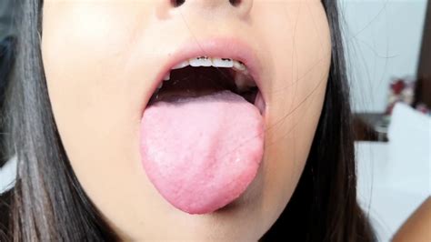 Brazilian Lesbian Facelicking