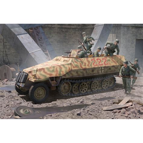 Bachmann Europe Plc German Army Sdkfz D Wwii Half Track Armoured