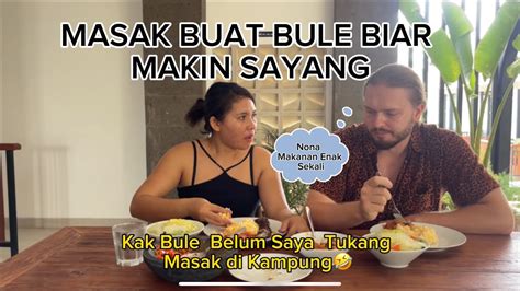 MASAK BUAT BULE NASI JAGUNG CUMI SAOS TOMAT IKAN GORENG DAN SAYUR SUB