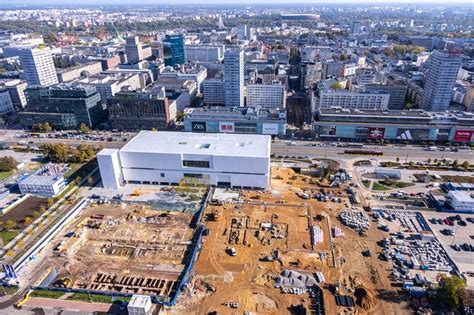 Kiedy Skorzystamy Z Zielonego Placu Centralnego W Warszawie Jest Nowy