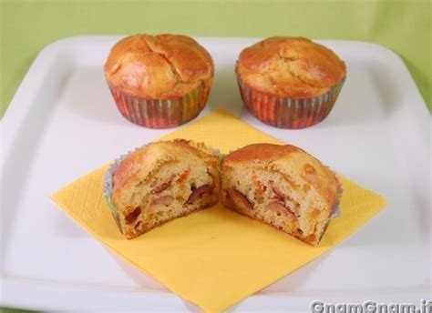 Muffin Salati Ai Peperoni La Ricetta Di Gnam Gnam