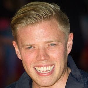 Rob Beckett - Age, Family, Bio | Famous Birthdays