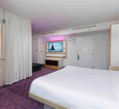 YOTEL New York Times Square | Midtown, Manhattan Hotel | YOTEL