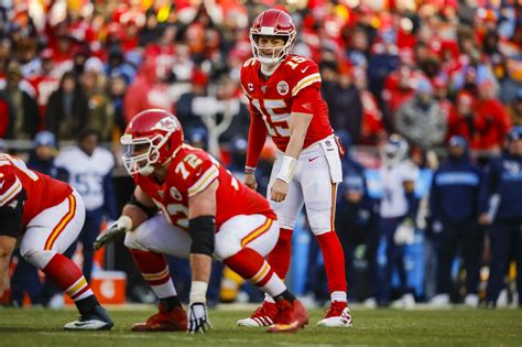 Chiefs must make offensive line an offseason priority every year