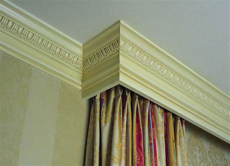 Types of cornices