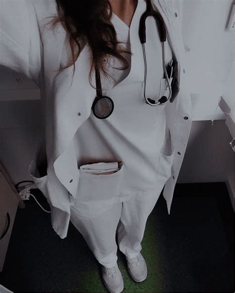 Docter aesthetic🩹 | Doctor medical, Doctor outfit, Medicine student