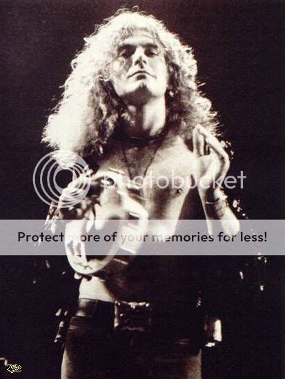 Hot Pics Of Robert Photos Led Zeppelin Official Forum