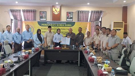 Kejari Dan Dprd Belitung Timur Teken Kerja Sama Bidang Datun Dan Legal