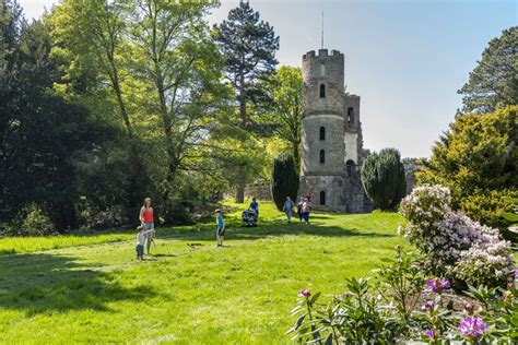 Wentworth Castle Gardens, Barnsley, Yorkshire - Castles Gardens