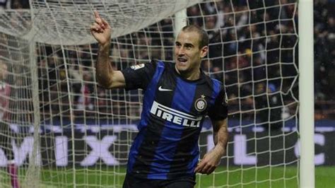 Palacio Festeggia I Anni L Inter Ricorda Indimenticabile Il Gol