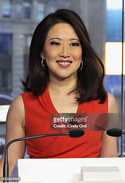 Melissa Lee Cnbc Photos And Premium High Res Pictures Getty Images