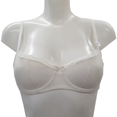 Neuf étiquette Soutien gorge Ysé x Monoprix A corbeille lingerie écrue Label Emmaüs