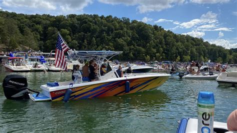 State Dock Lake Cumberland Vacation • Lake Cumberland Tourism