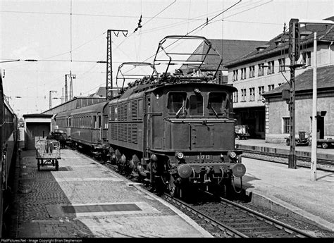 E17 13 Deutsche Bundesbahn BR E17 at Nuremberg, Germany by Brian ...