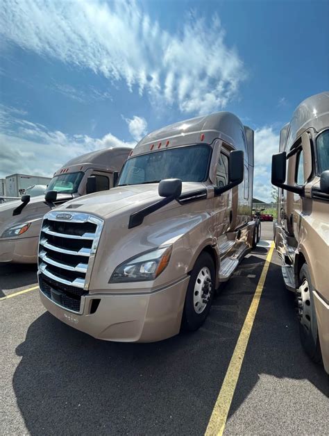 Flatbed Truck Driver Jobs in the US and Canada | Hiring company drivers