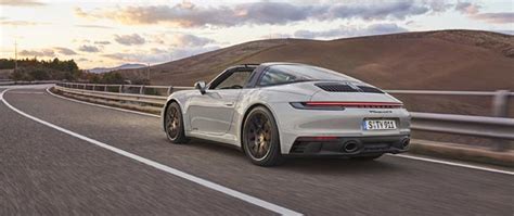 2022 Porsche 911 Targa 4 GTS Ultrawide Wallpaper 003 - WSupercars