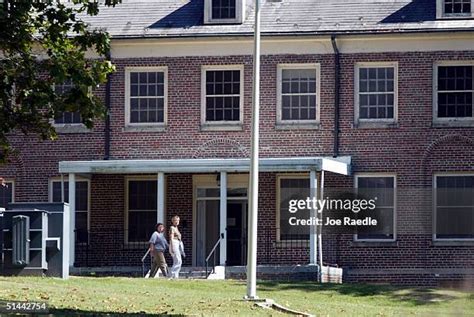 Alderson Federal Prison Camp Photos Et Images De Collection Getty Images