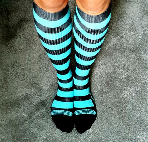 How to Choose Compression Socks: Step-by-Step (with Pictures)