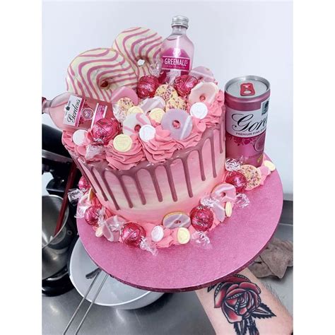 Cakes Contour On Instagram “pink Gin Cake Is Just Beaut In Every Way😍💖