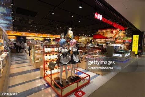 102 Narita International Airport Store Stock Photos, High-Res Pictures ...