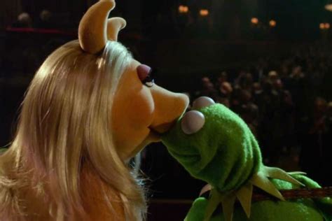 Miss Piggy And Kermit