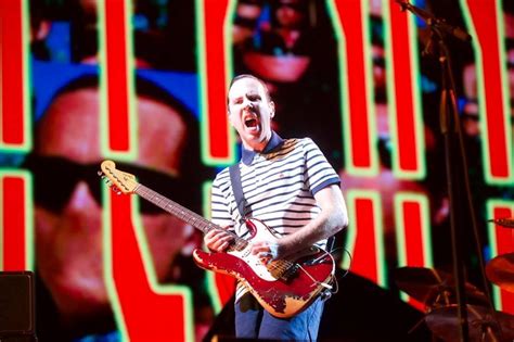 Red Hot Chili Peppers empolga fãs show vibrante em Brasília Metrópoles