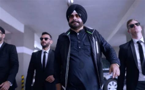 Watch Navjot Singh Sidhu Channels Inner Ranbir Kapoor In Star Sports