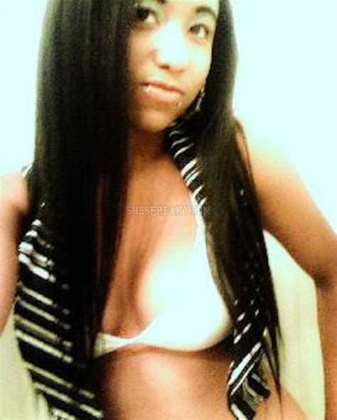 Naked Prada G Pics Classic Shesfreaky