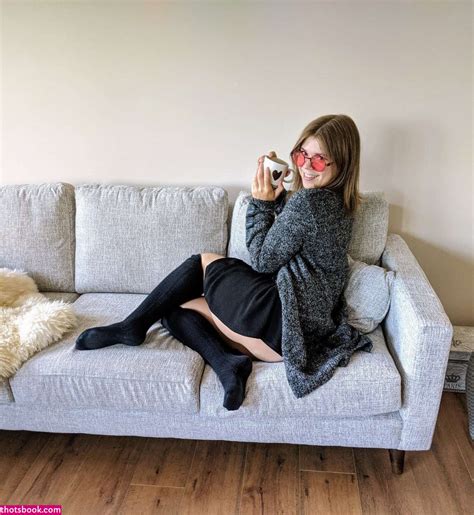 Naomiwastaken Naomioop Nude OnlyFans Photos 6 Ibradome