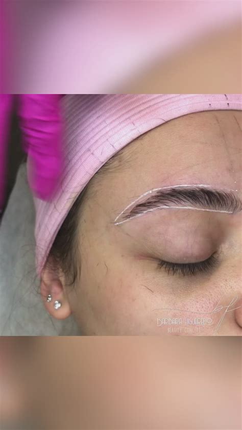 Design estratégico por mapeamento facial Sobrancelha linha