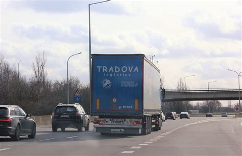 La Vague De Rachats Dans Le Transport Routier Belge Est Imminente Flows