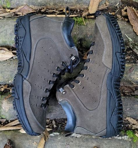 Bota Cuero Hidrofugado Gris T V Outdoors