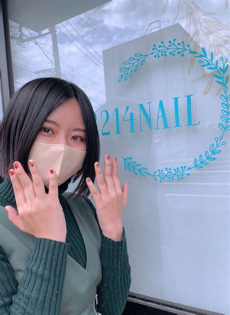 Enya Honami｜塩谷 歩波 On Twitter 友人のネイルサロンで爪をキレイにしてもらいました💅 秋っぽい宝石のイメージ