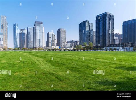 Office Building Green Space Modern Building And Lawn Stock Photo Alamy