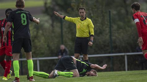 Altersgrenze Auch Im Amateurfu Ball Osthessen News